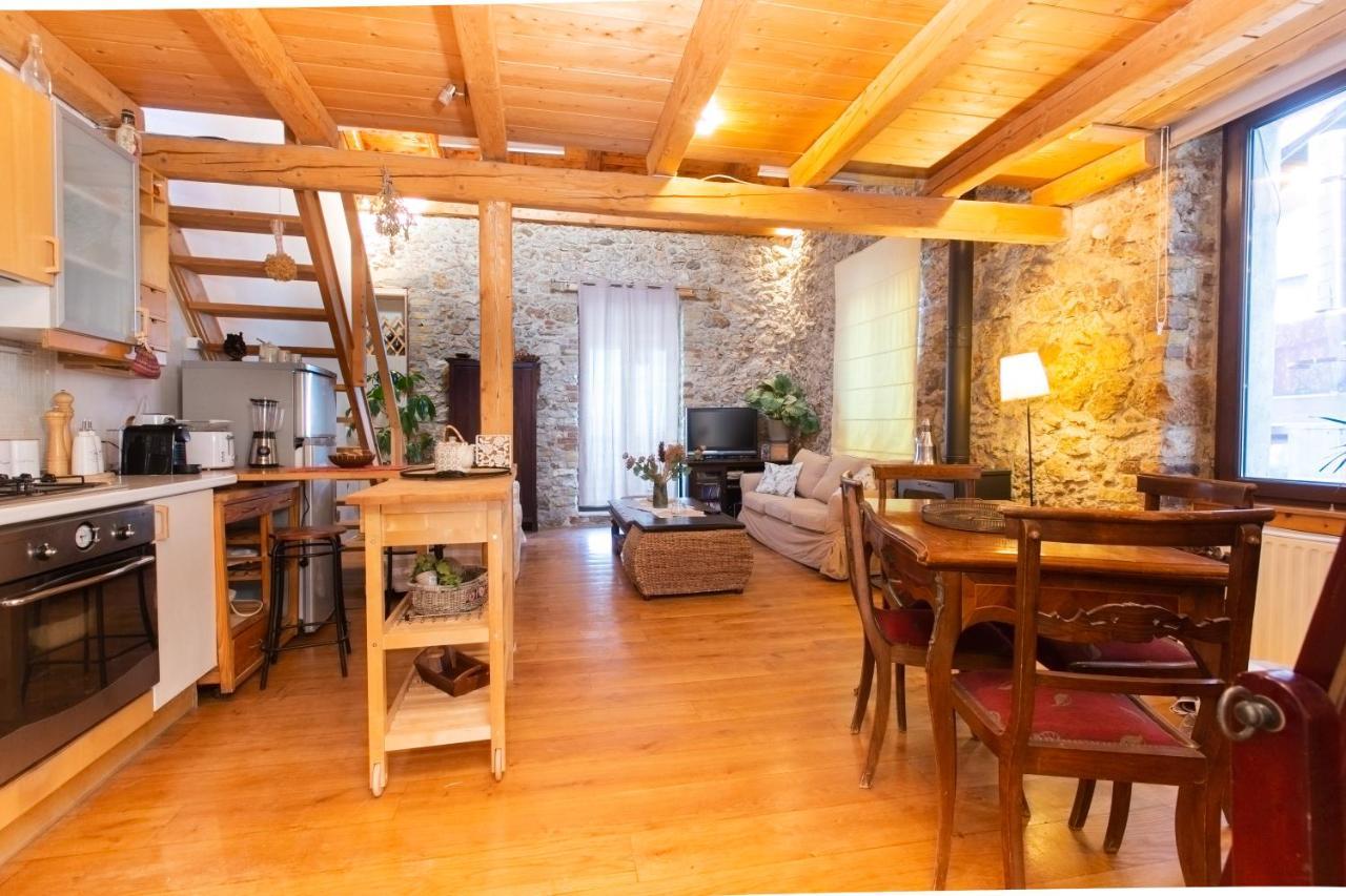 Seaview Stone Apartment In Ipsos Beach エクステリア 写真